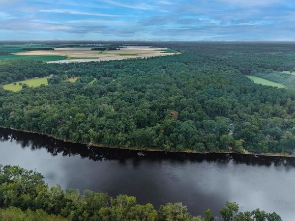 204th Pl, O'Brien, FL 32071