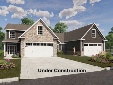 5869 Hawks Nest Circle NW, Canton, OH 44708