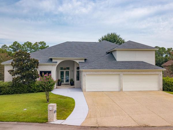 7514 Augusta Way, Diamondhead, MS 39525