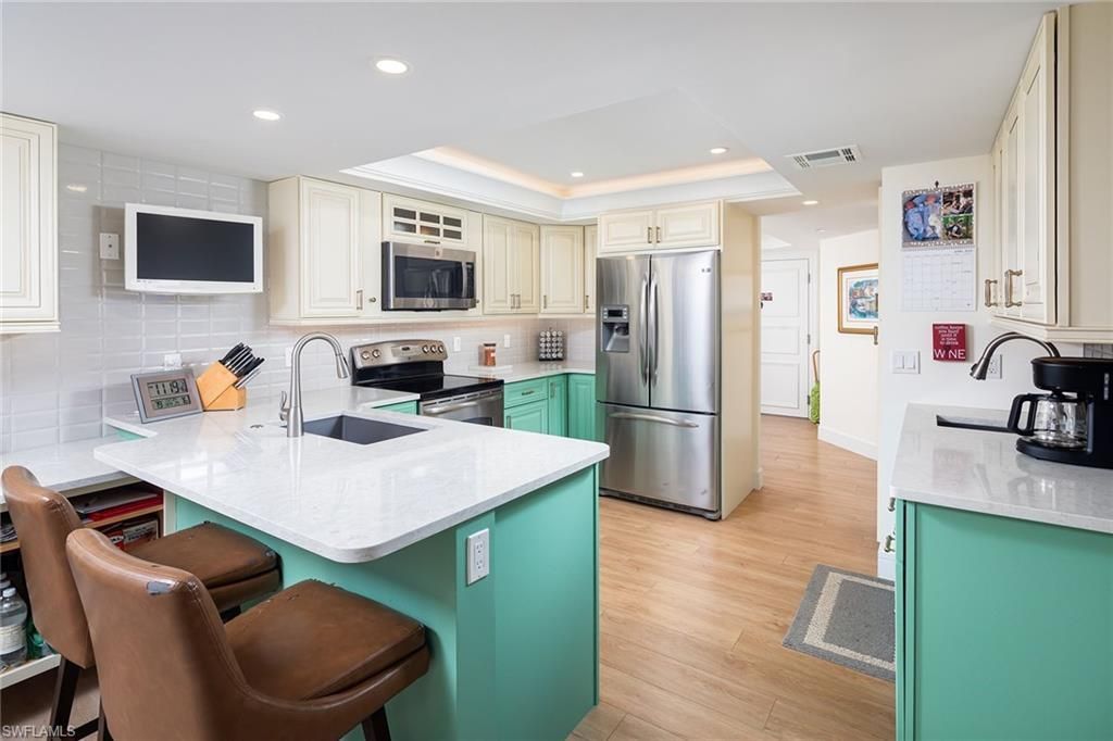 4451 Gulf Shore Blvd N, Unit 801, Naples, FL 34103 Photo