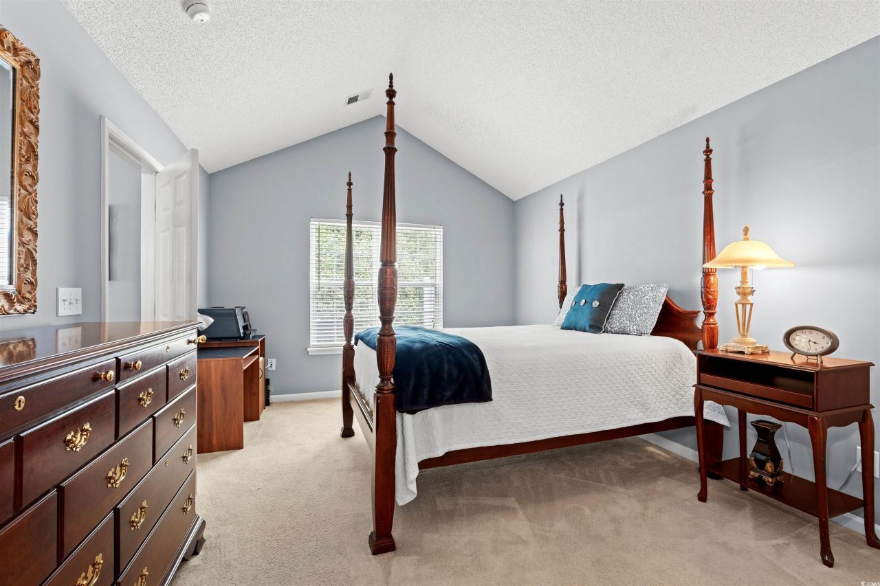 168 Wimbledon Way Photo 11