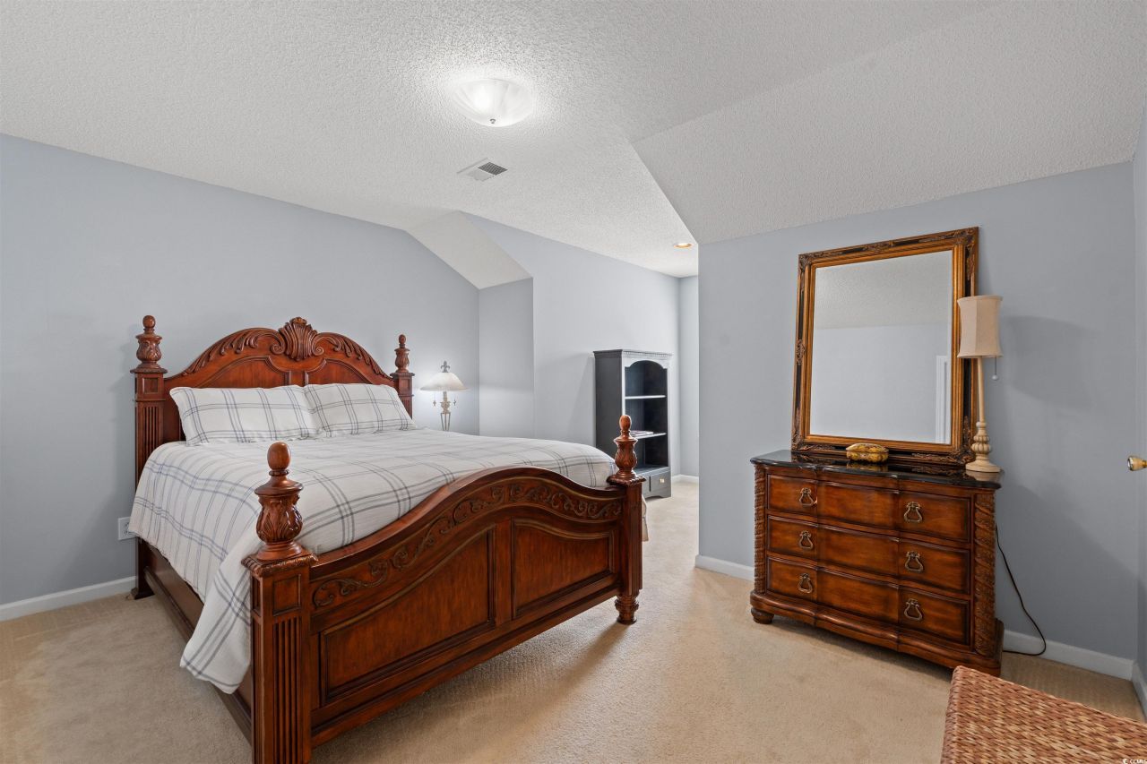 168 Wimbledon Way Photo 17