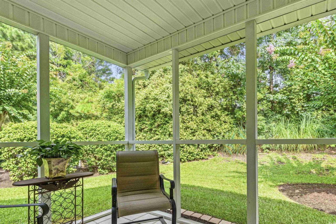 168 Wimbledon Way Photo 22