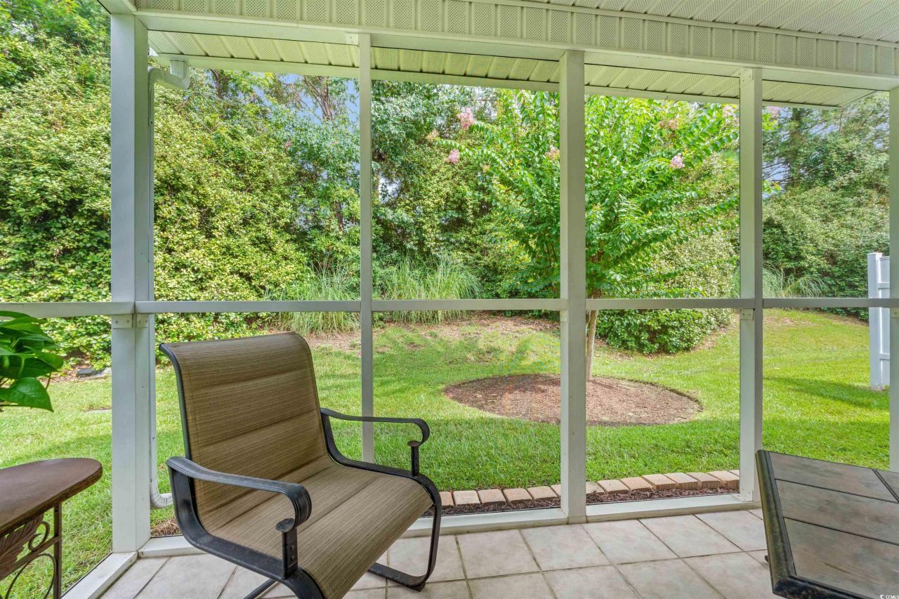 168 Wimbledon Way Photo 23