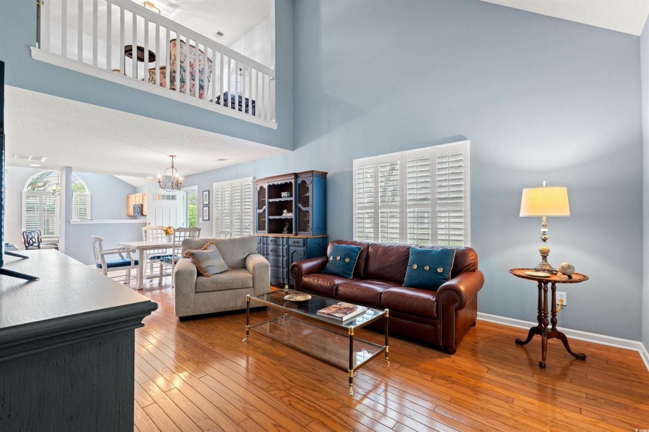 168 Wimbledon Way Photo 6