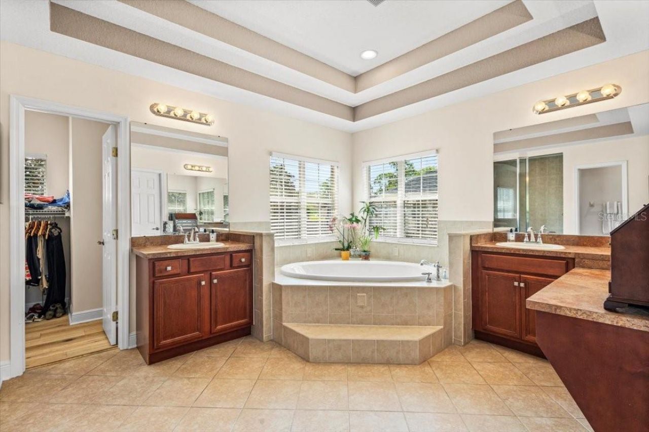 5120 Tari Stream Way, Brandon, FL 33511 Photo