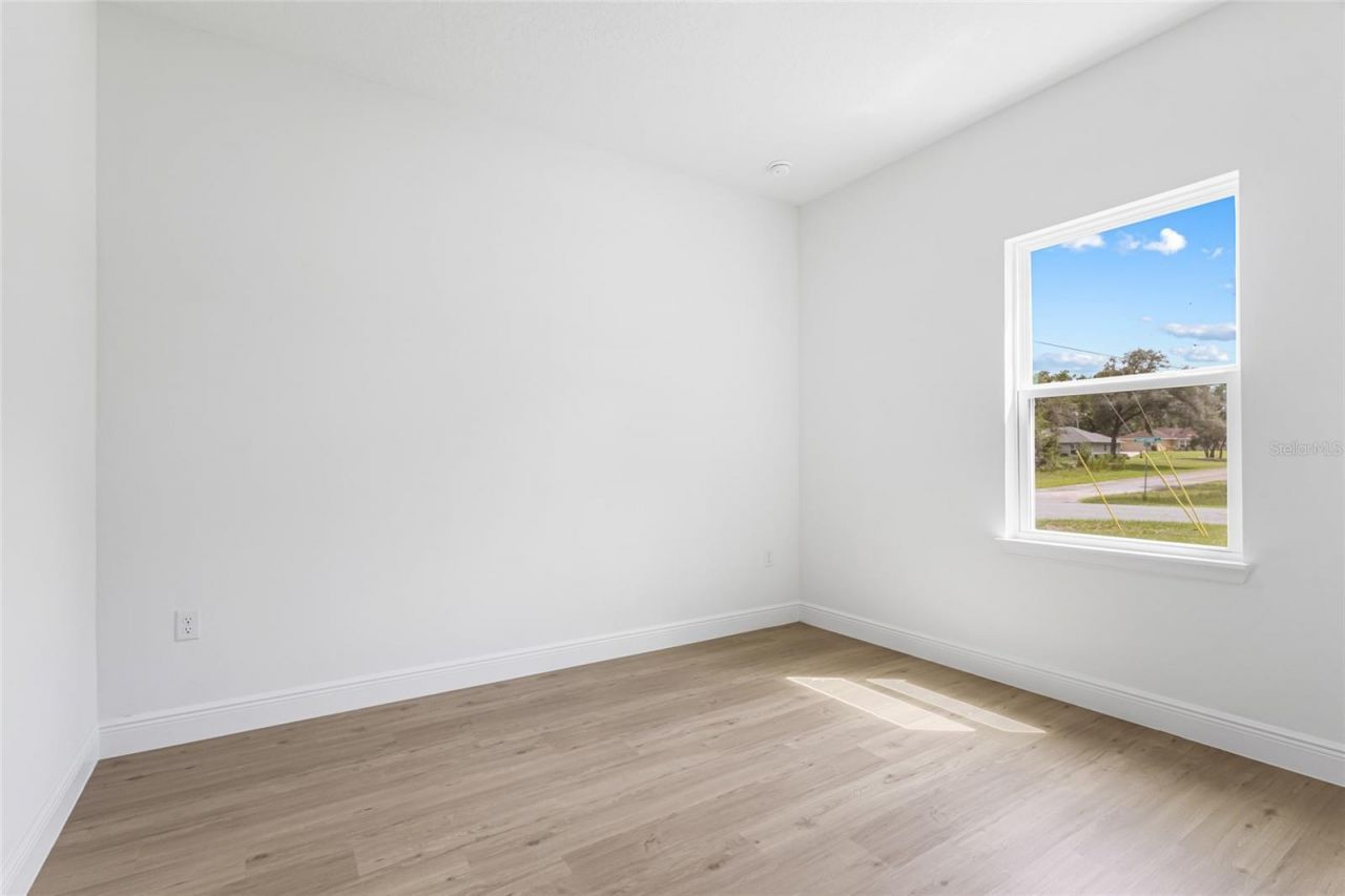 1071 W Hampshire Boulevard, Dunnellon, FL 34434 Photo