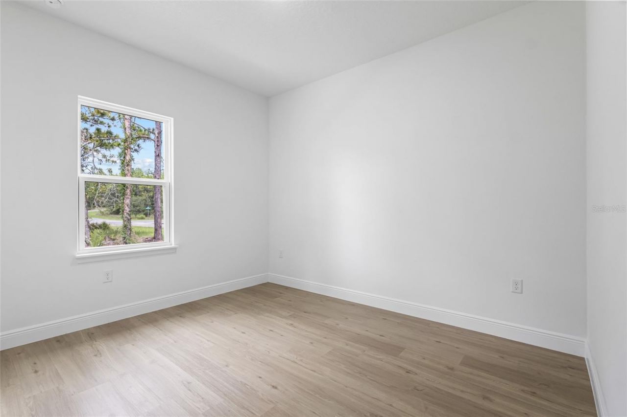 1071 W Hampshire Boulevard, Dunnellon, FL 34434 Photo