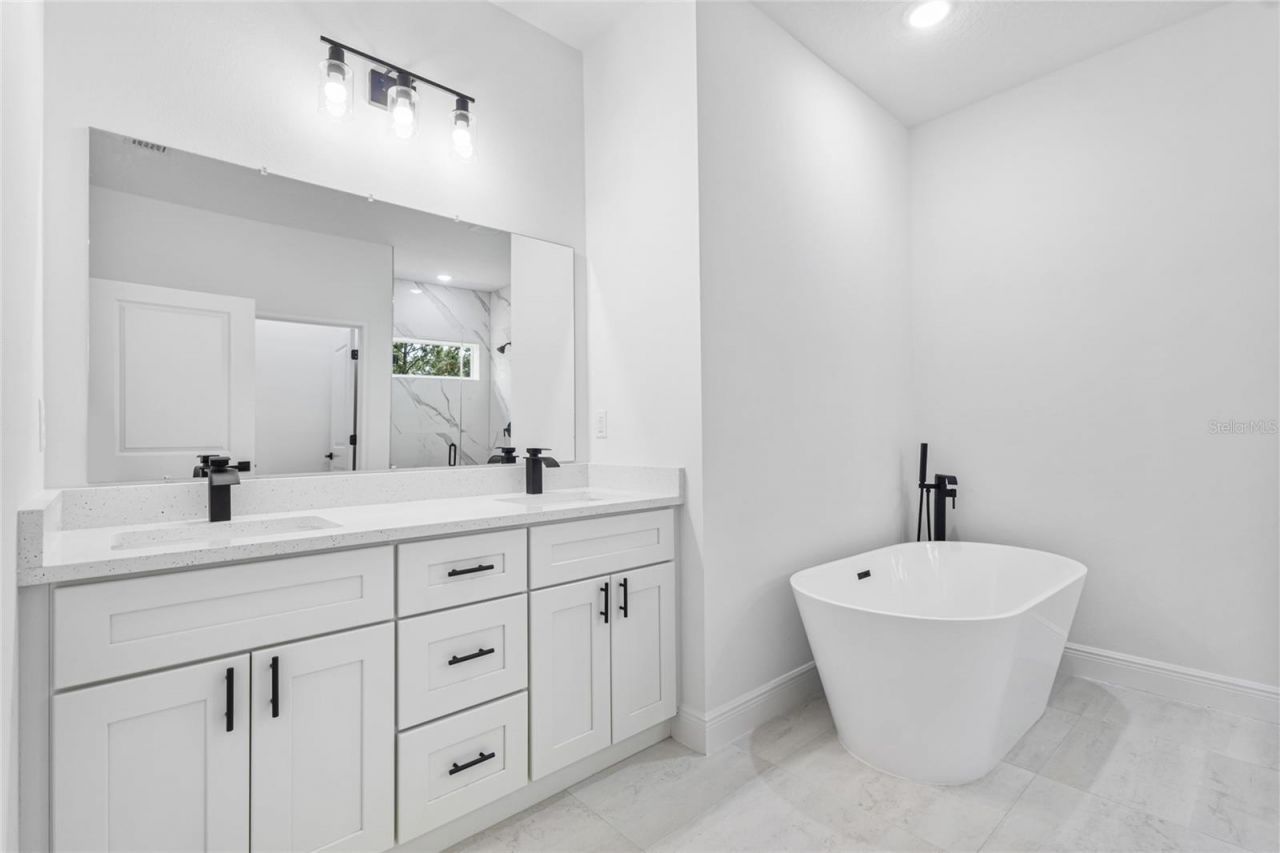 1071 W Hampshire Boulevard, Dunnellon, FL 34434 Photo