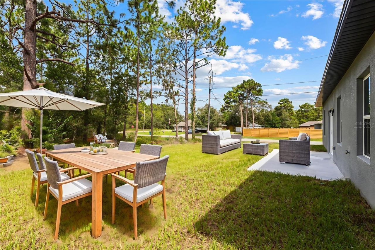 1071 W Hampshire Boulevard, Dunnellon, FL 34434 Photo