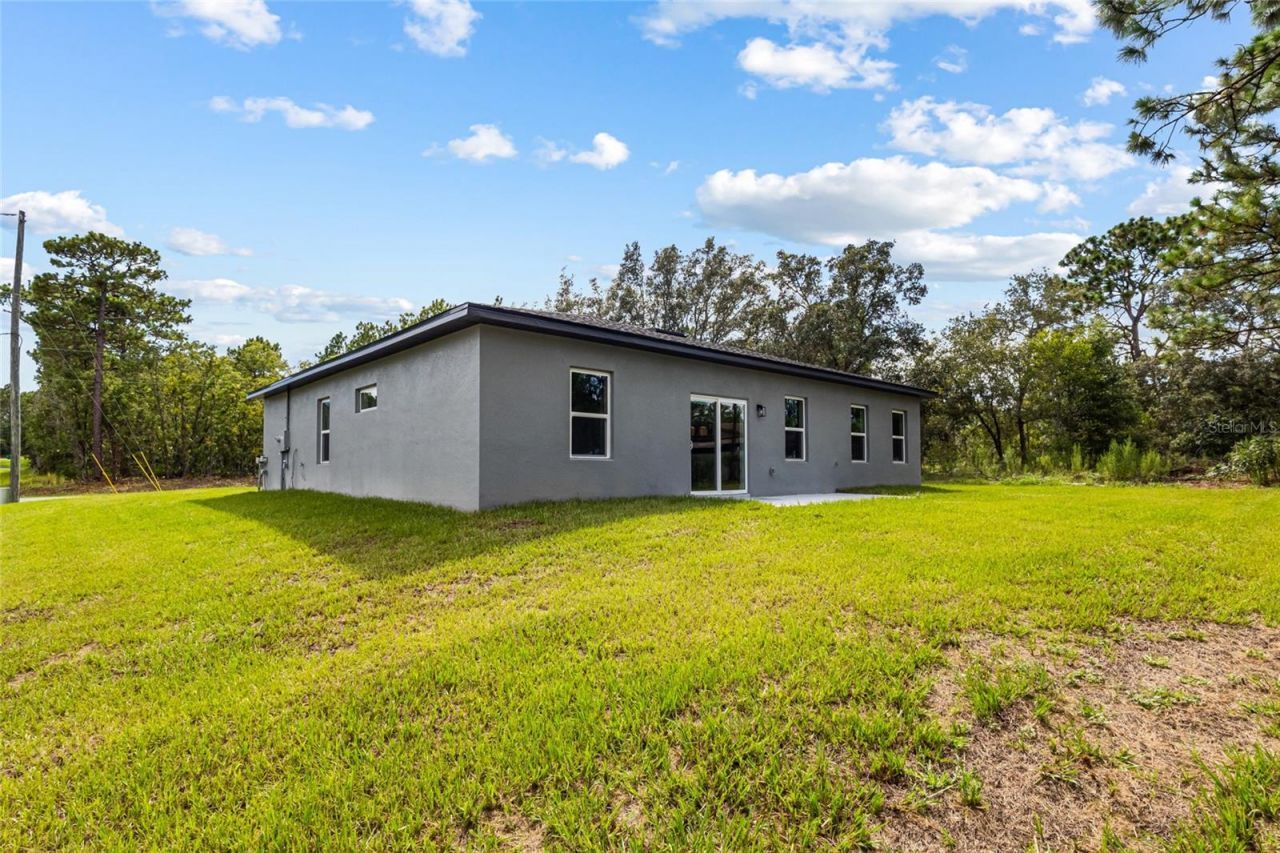 1071 W Hampshire Boulevard, Dunnellon, FL 34434 Photo