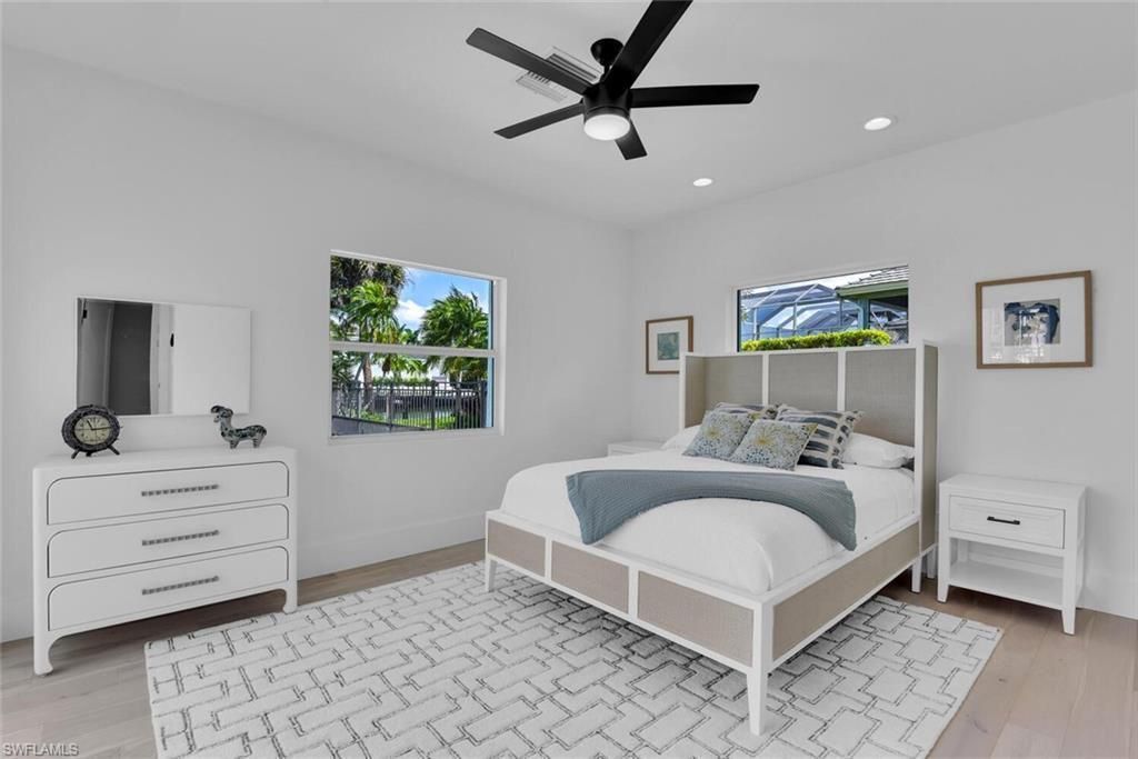215 Mooring Line Dr, Naples, FL 34102 Photo