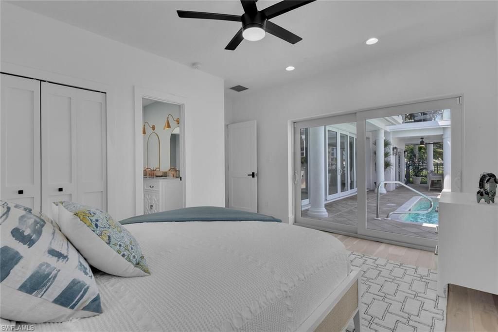 215 Mooring Line Dr, Naples, FL 34102 Photo