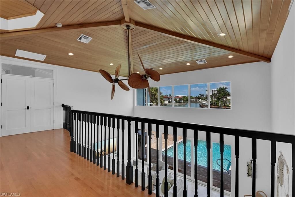 215 Mooring Line Dr, Naples, FL 34102 Photo