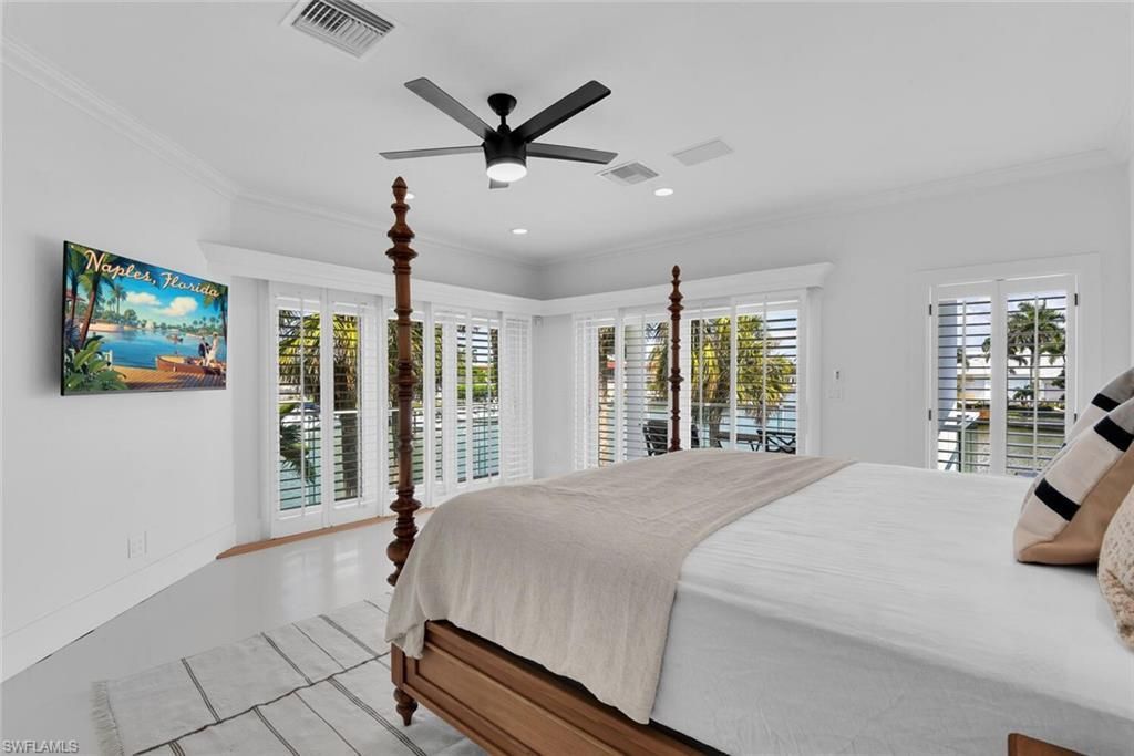215 Mooring Line Dr, Naples, FL 34102 Photo