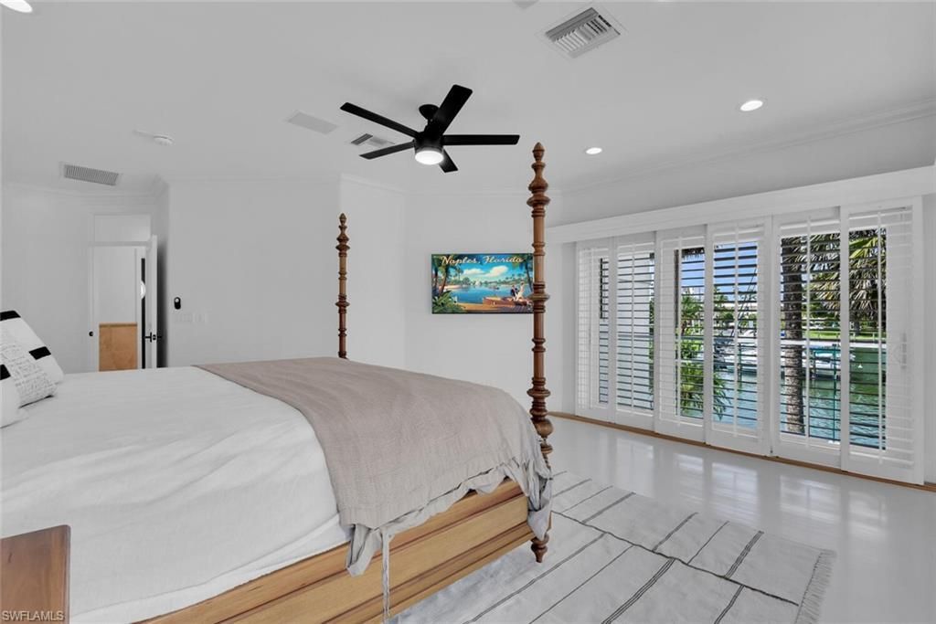 215 Mooring Line Dr, Naples, FL 34102 Photo