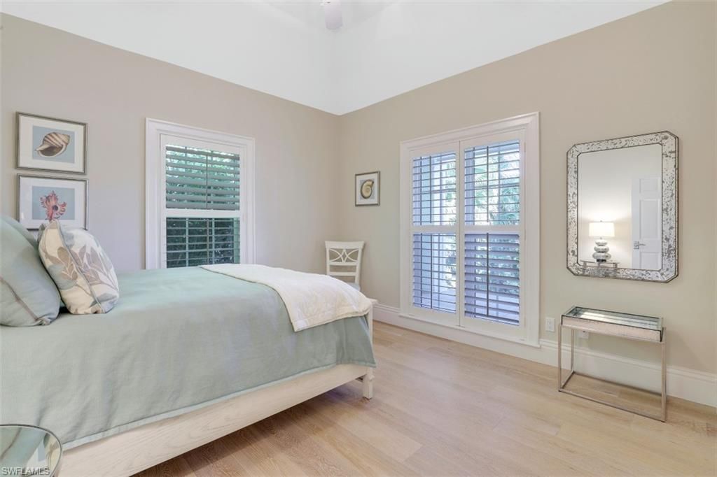 154 4th Ave N, Naples, FL 34102 Photo