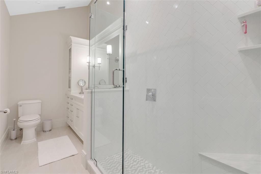 154 4th Ave N, Naples, FL 34102 Photo