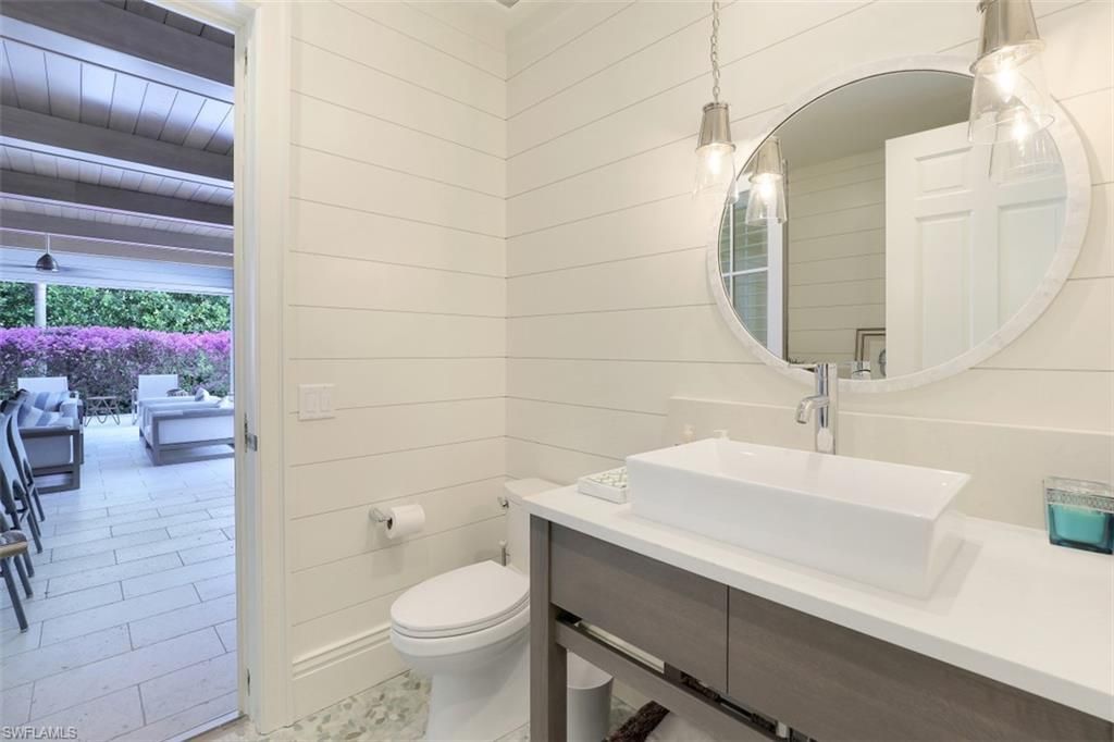 154 4th Ave N, Naples, FL 34102 Photo