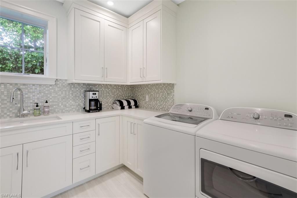 154 4th Ave N, Naples, FL 34102 Photo