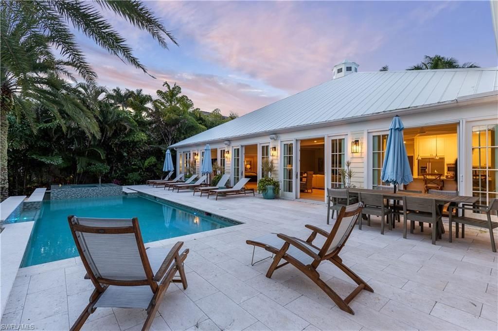 154 4th Ave N, Naples, FL 34102 Photo