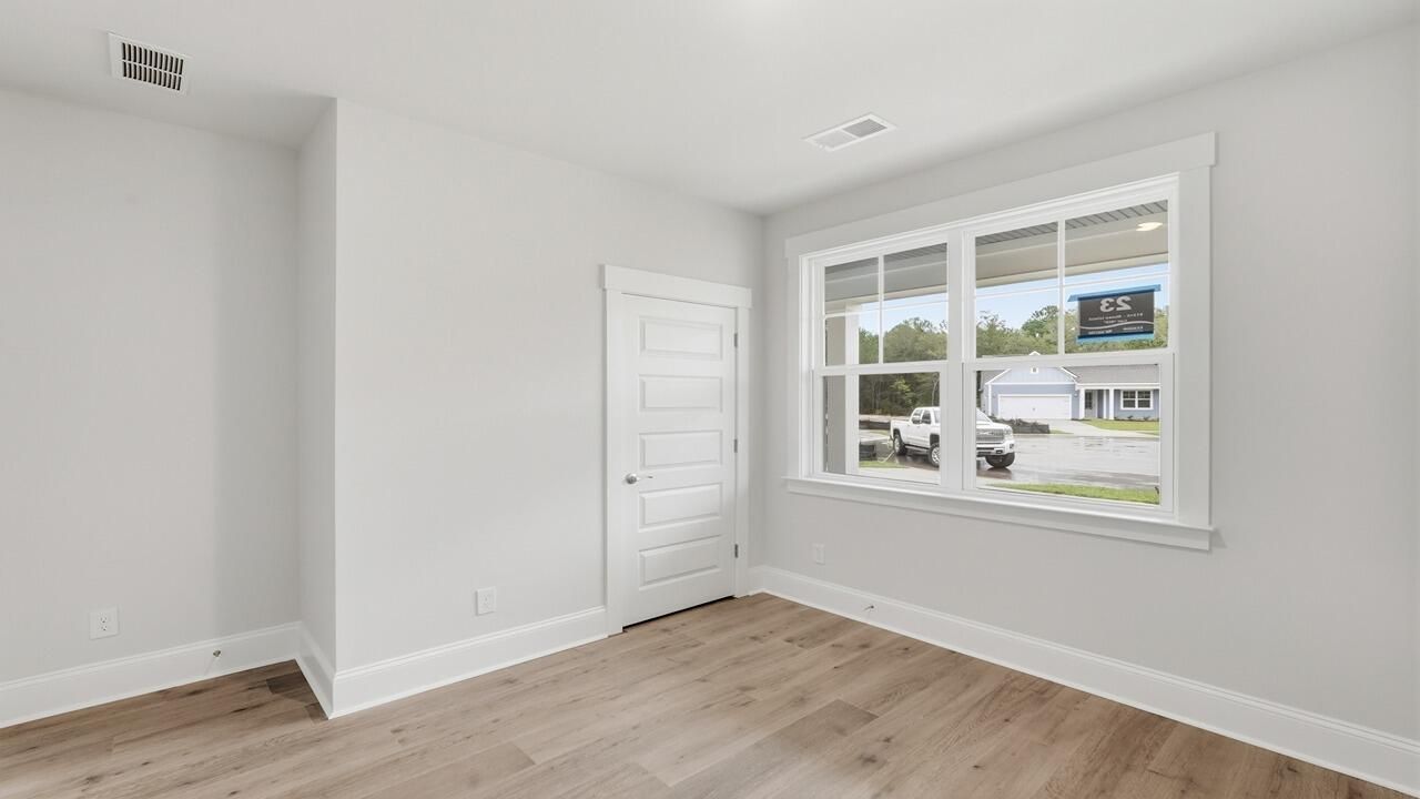 126 Midmills Lane Photo 19