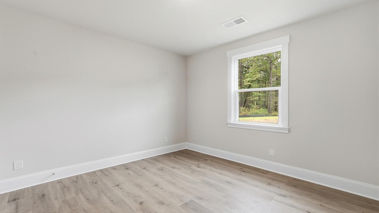 126 Midmills Lane Photo 28