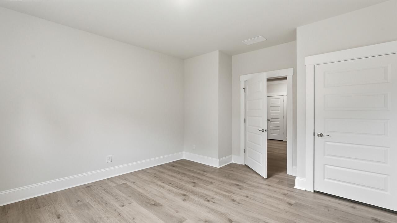 126 Midmills Lane Photo 30