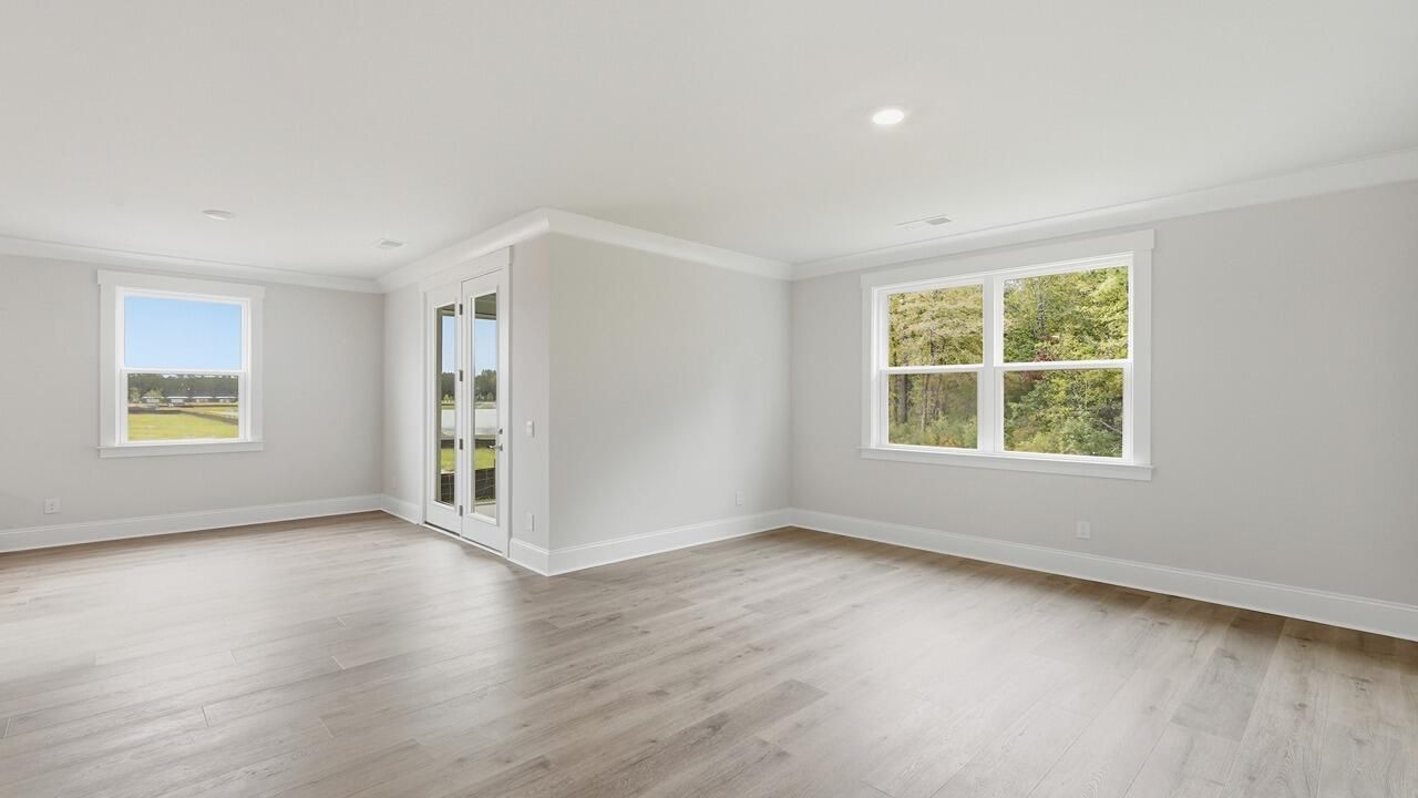 126 Midmills Lane Photo 37