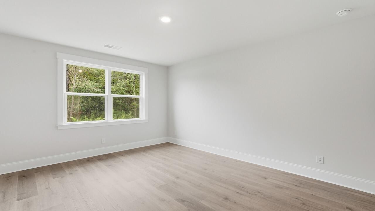 126 Midmills Lane Photo 40