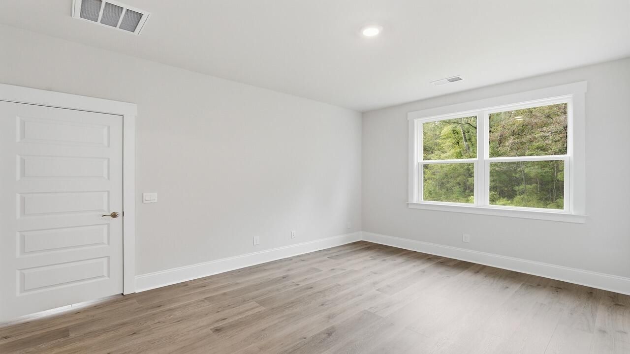 126 Midmills Lane Photo 42