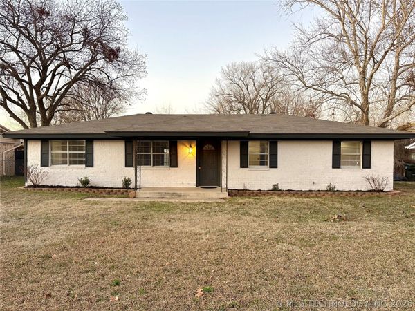 86 Wisteria, Lone Grove, OK 73443