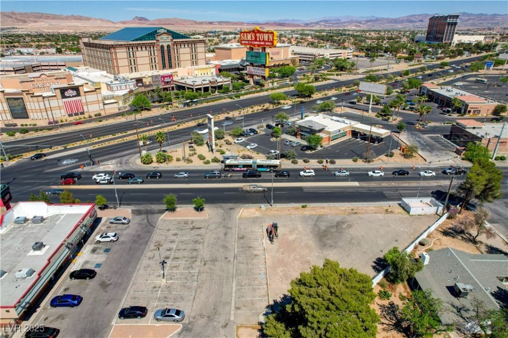 4241 S Nellis Boulevard, Las Vegas, NV 89121 Main Photo