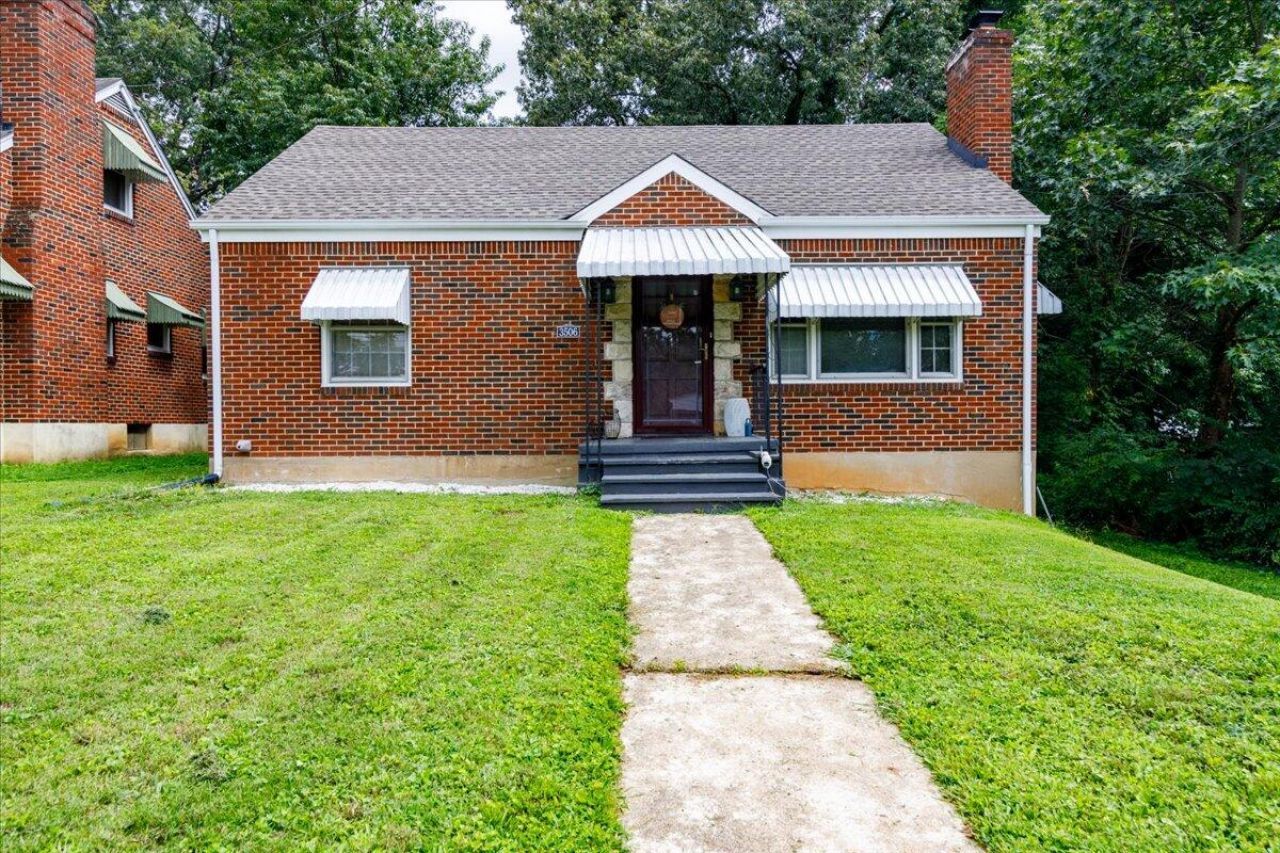 3506 Bunker Hill Dr, Roanoke, VA 24018 Main Photo