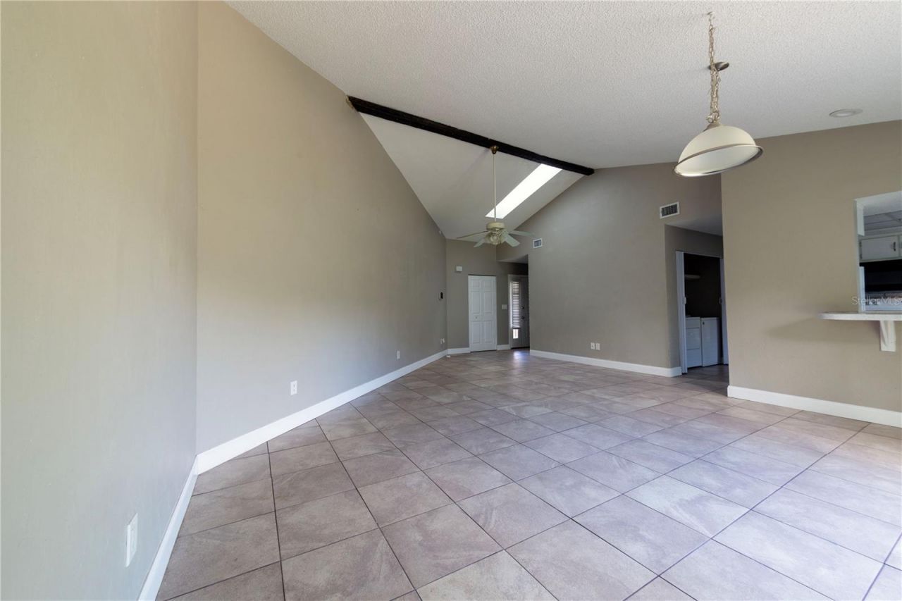 232 N Ridgewood Avenue, Unit 3A, Edgewater, FL 32132 Photo