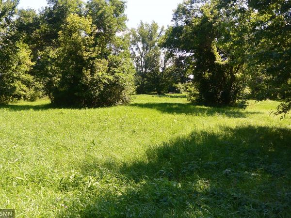 1199 E 2nd Street, New Auburn, MN 55366