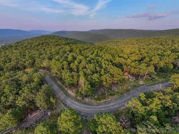 6 Moonshine Drive, Clayton, OK 74536