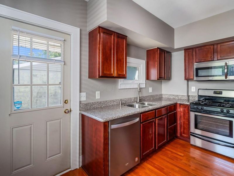 1542 S 4th Street, Columbus, OH 43207 Photo 14