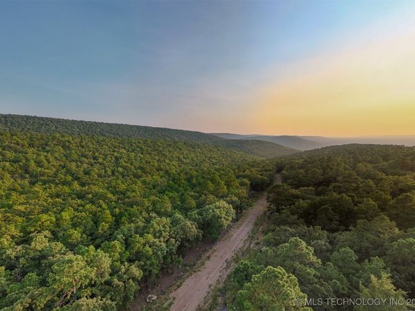 13 Moonshine Drive, Clayton, OK 74536