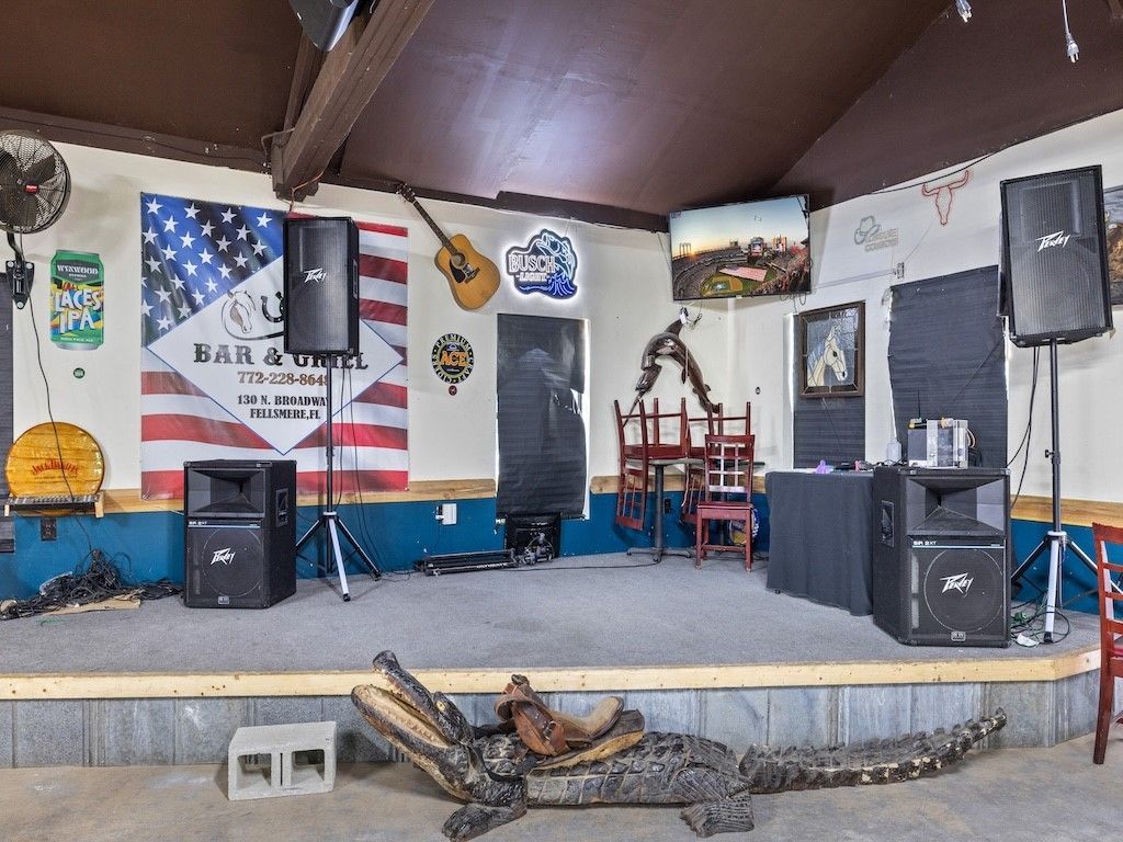 130 N Broadway Street, Fellsmere, FL 32948 Photo