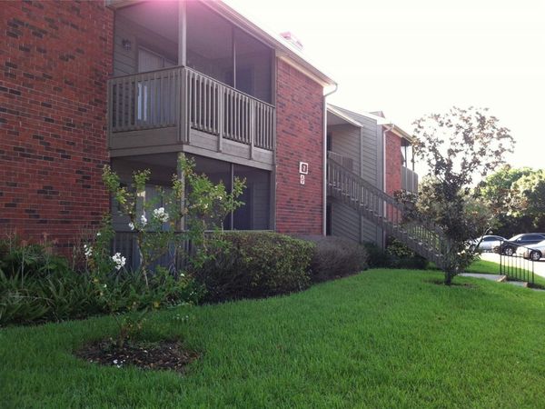 9100 DR MARTIN LUTHER KING JR STREET N, Unit 203, ST PETERSBURG, FL 33702