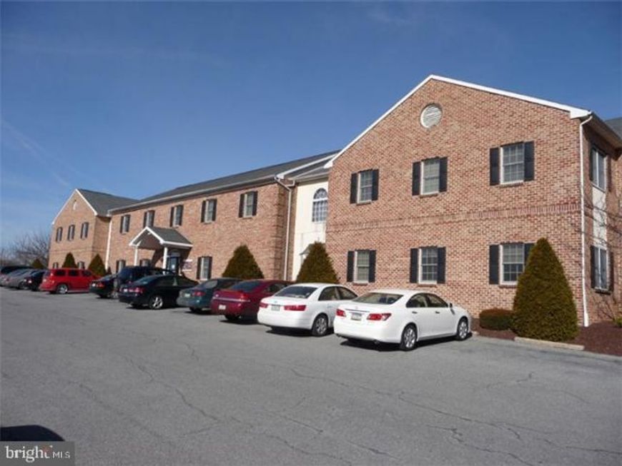 5 Hearthstone Court, Unit 201, Reading, PA 19606 Main Photo