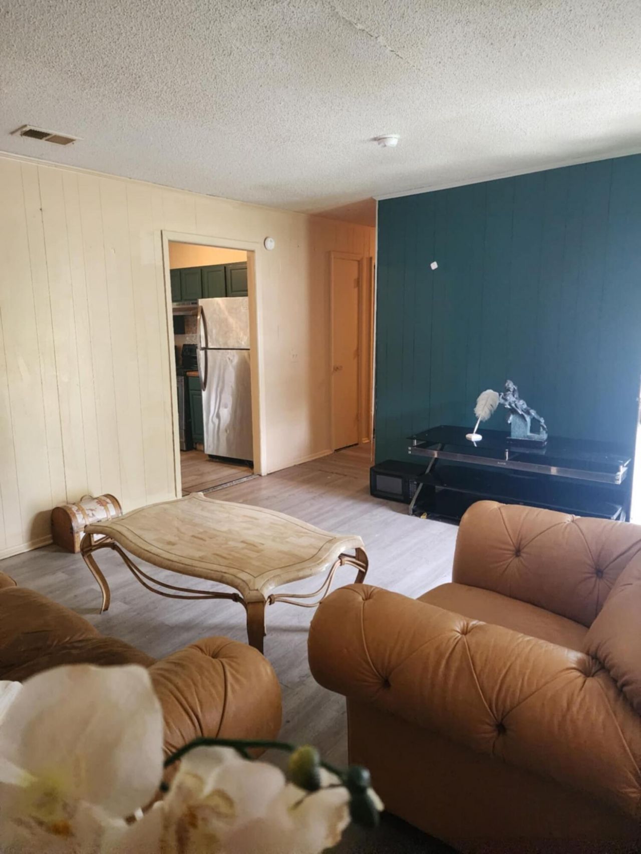 398 Kennedy Road Photo 4