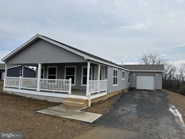 65 ASH ROAD, HAMBURG, PA 19526