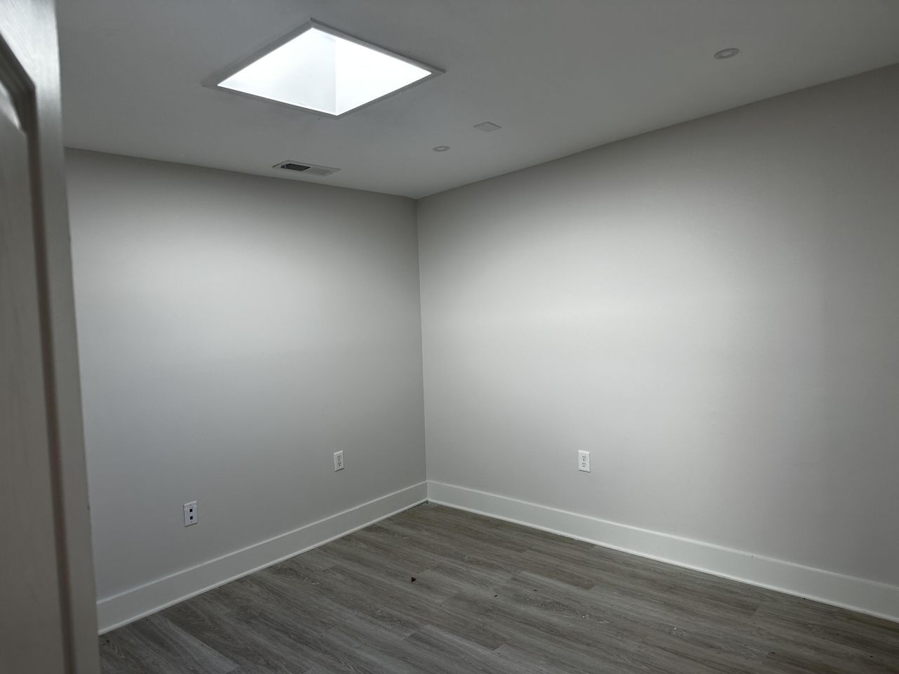 1233 Ben Sawyer Boulevard Photo 5