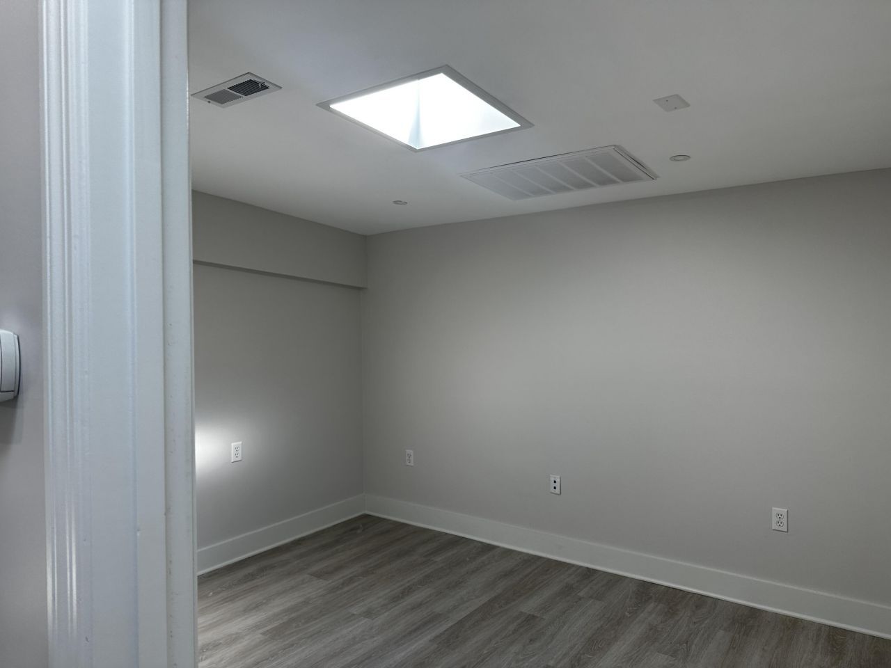 1233 Ben Sawyer Boulevard Photo 4