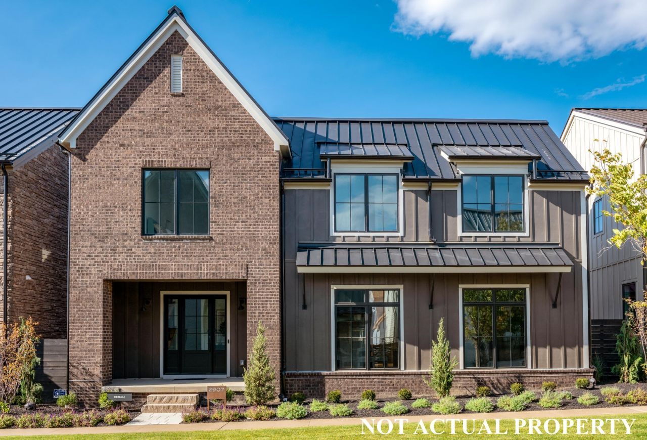 2424 Quarry Trails Drive, Columbus, OH 43228 Main Photo