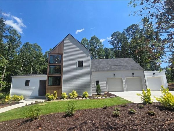 130 Cedarwood Lane, Roswell, GA 30075
