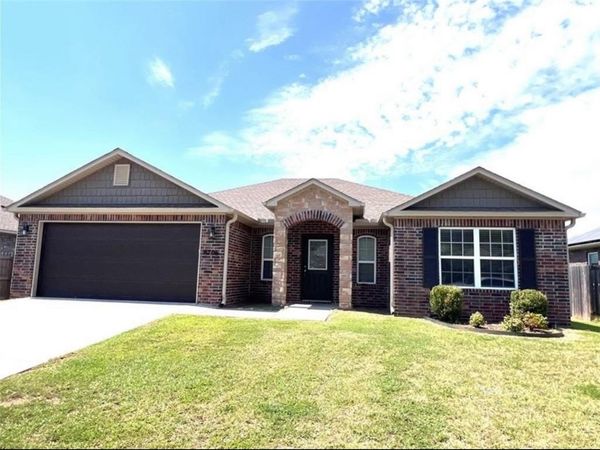 6706 SW Chestnut Hill Road, Bentonville, AR 72713