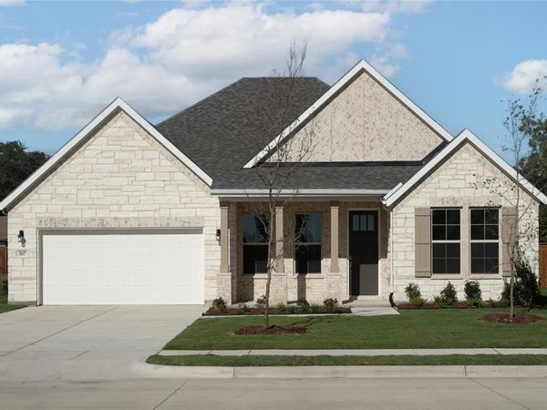 307 Symphony Avenue, Forney, TX 75126